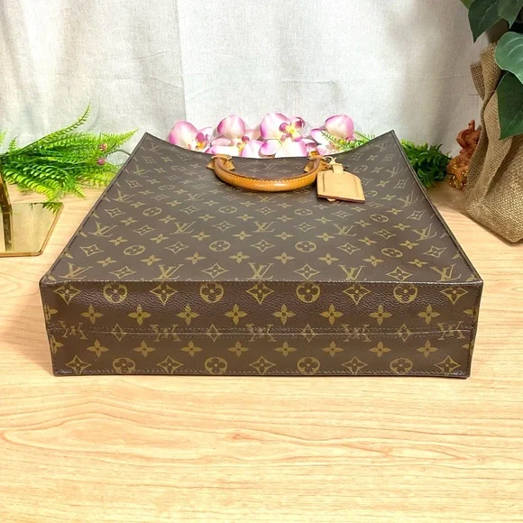 LUXURY LOUIS VUITTON SAC PLAT 
✅AUTHENTIC - Picture 13 of 13